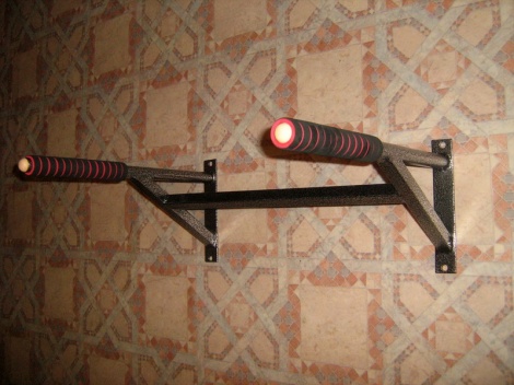 Турники и брусья из серии силовых тренажёров Турники и брусья из серии силовых тренажёров